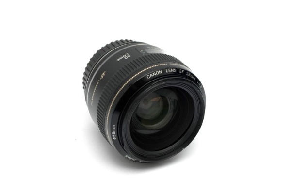 Объектив Canon EF 28 f/1.8 USM