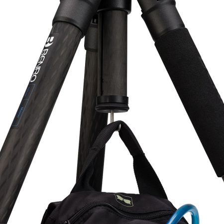 Штатив Benro TMA37C карбоновый