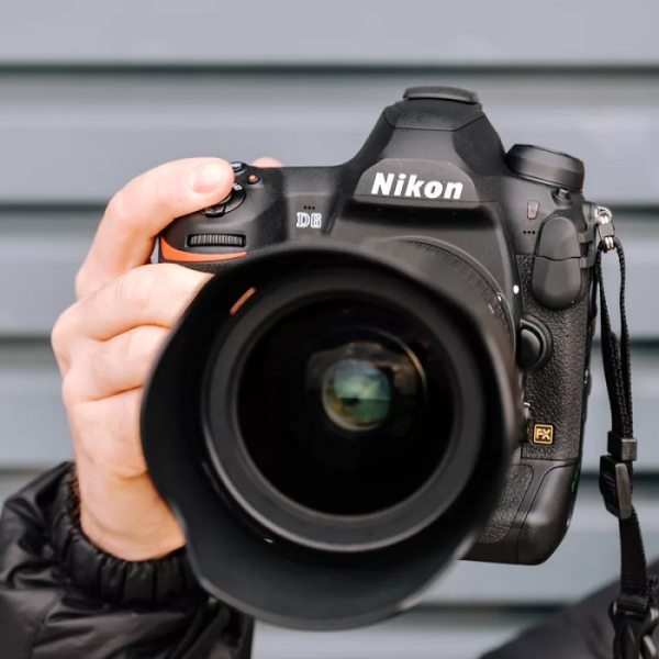 Зеркальный фотоаппарат Nikon D6 Body