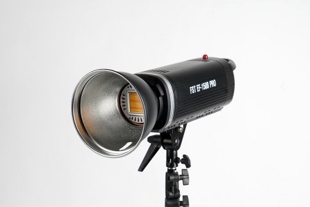Комплект постоянного света FST EF-150B LED Softbox KIT