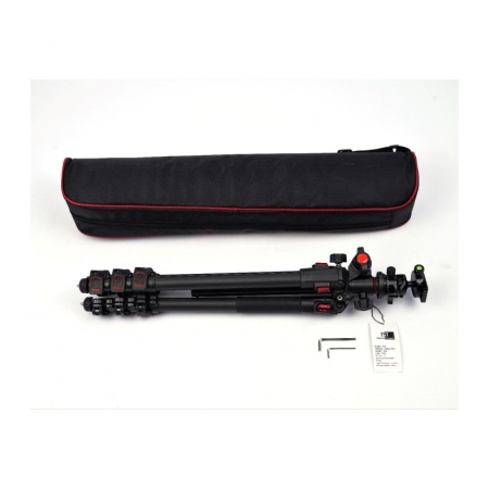 Штатив FST MU-ТUС карбоновый с шаровой головкой (комплект)