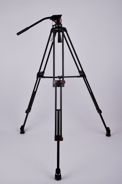 Профессиональный штатив FST TH603A с видеоголовой