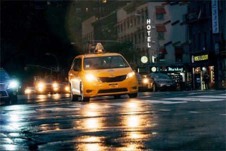 Фотоаппарат беззеркальный Panasonic Lumix GH5 Body