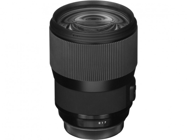 Объектив Sigma AF 135mm f/1.8 DG HSM Art Nikon F