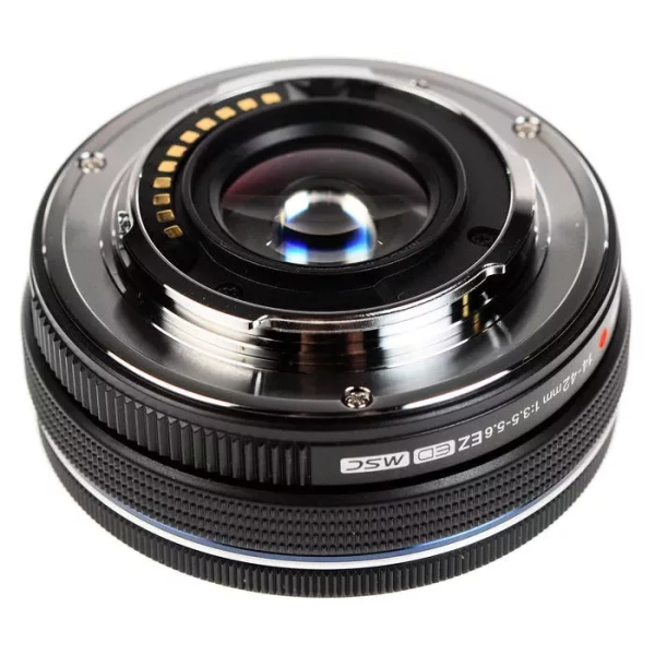 Объектив Olympus ED 14-42mm f/3.5-5.6 EZ черный