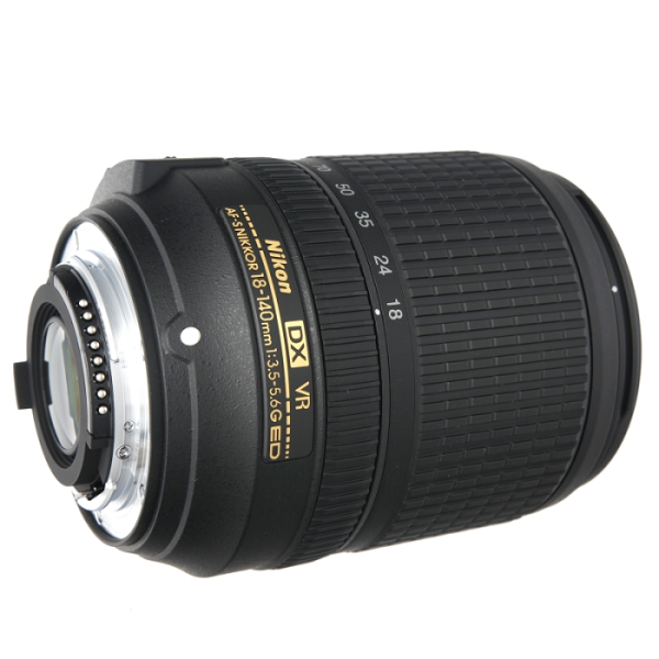 Объектив Nikon 18-140mm f/3.5-5.6G ED VR DX AF-S